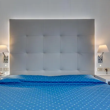 Garni' Serena 3* カオルレ