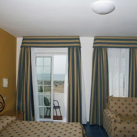 Garni' Serena ホテル