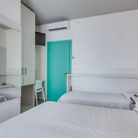 Garni' Serena 3* カオルレ