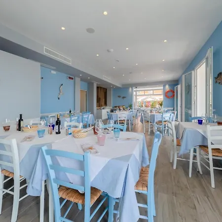 ホテル Garni' Serena カオルレ