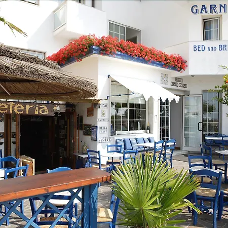 Garni' Serena 3* كاوْرلي