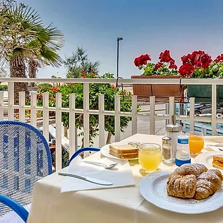 Garni' Serena فندق