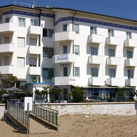 Garni' Serena Hotel 3*