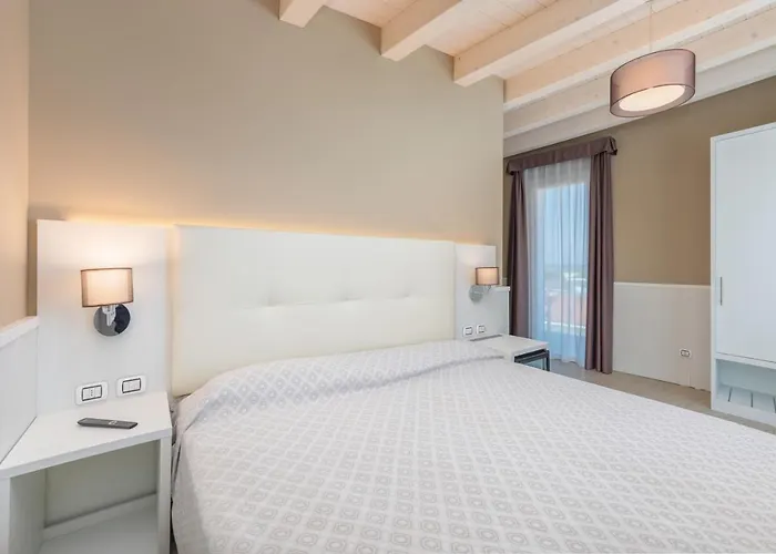 Hotel Garni' Serena 3*